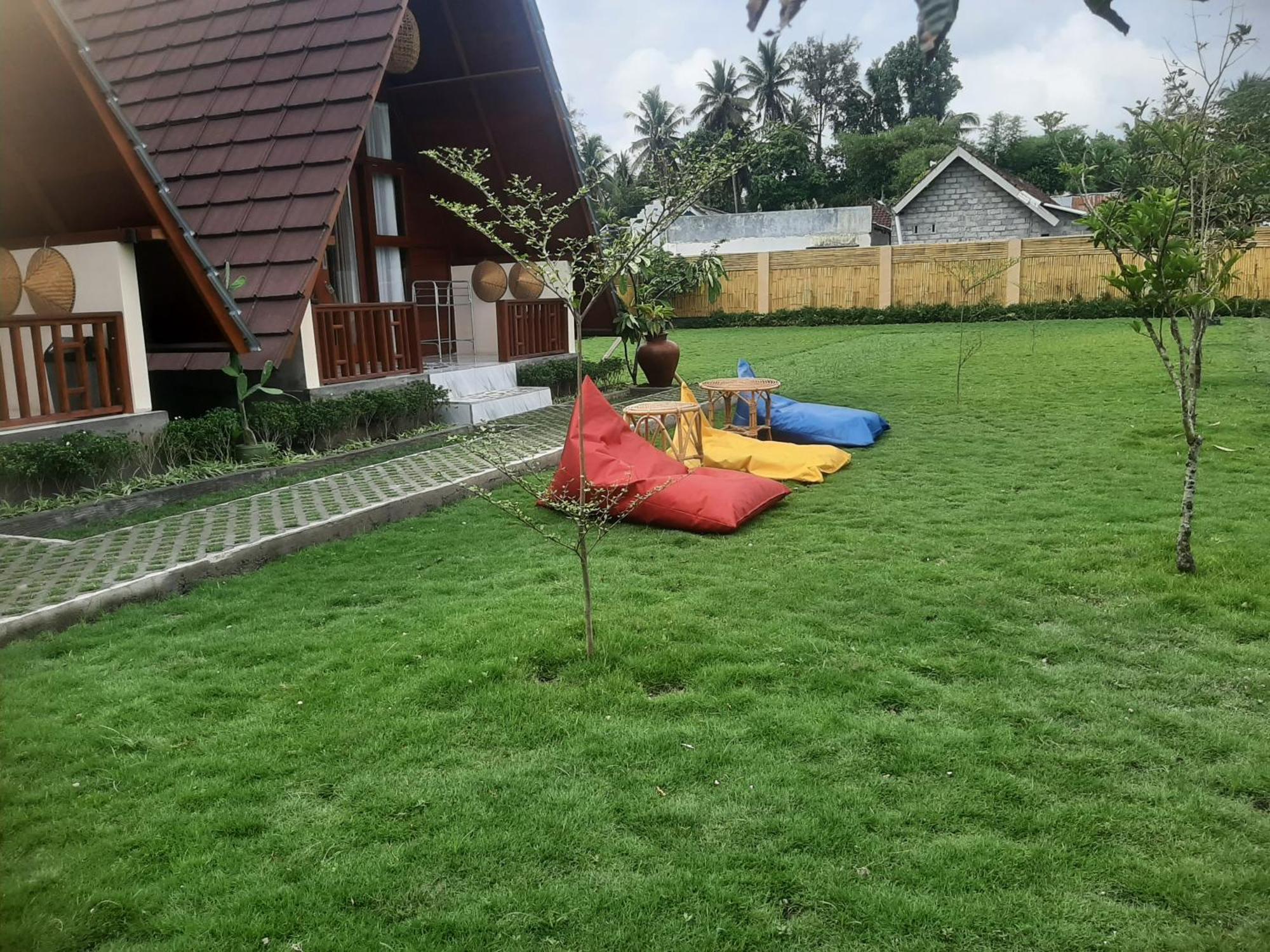 D' Carasti Bungalow Masbagik Dış mekan fotoğraf