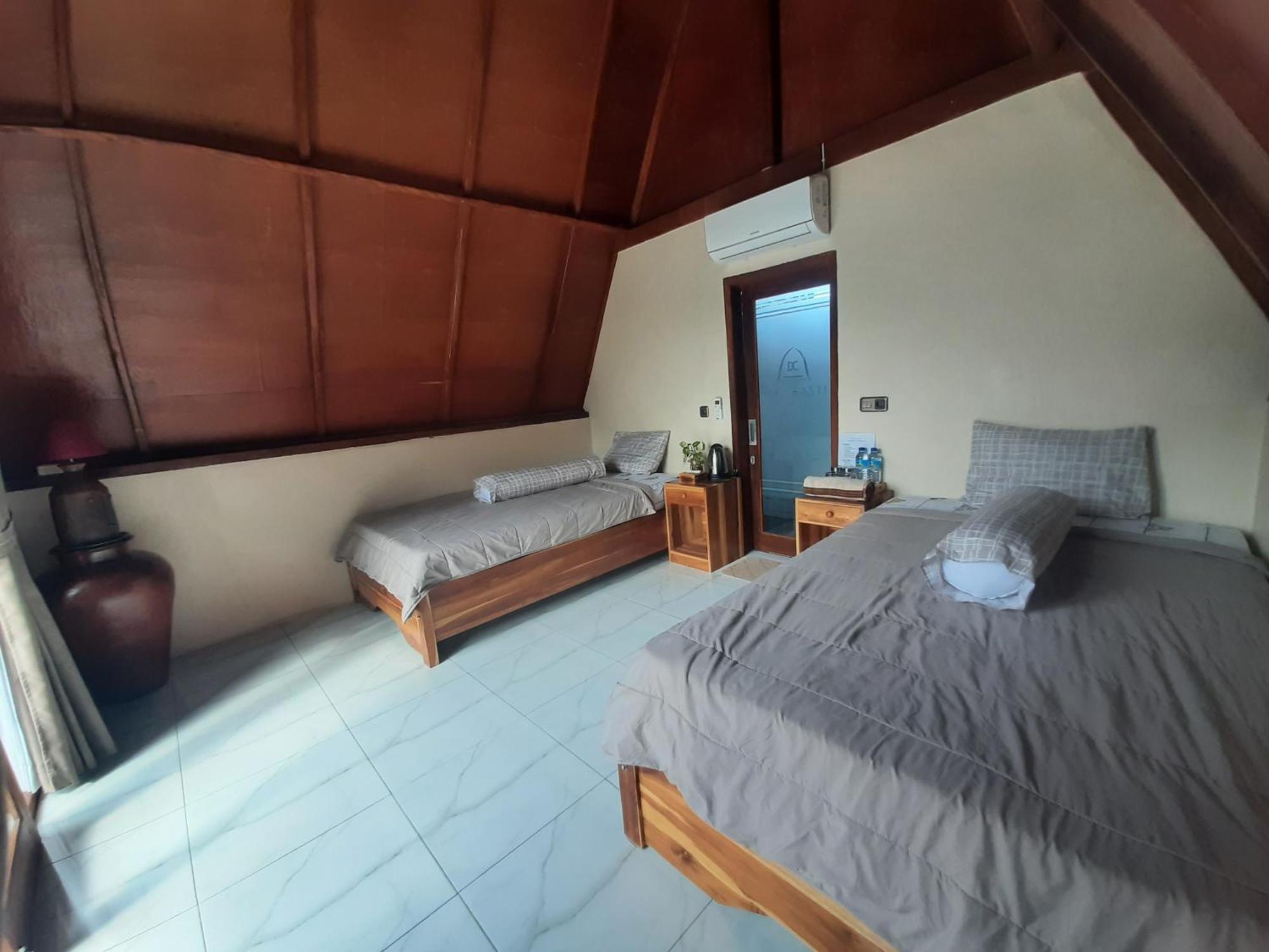 D' Carasti Bungalow Masbagik Oda fotoğraf